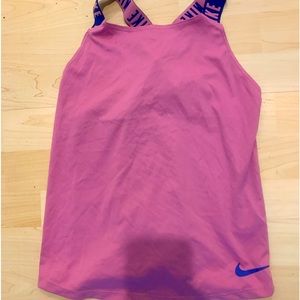 Nike pro fitted tank size large
